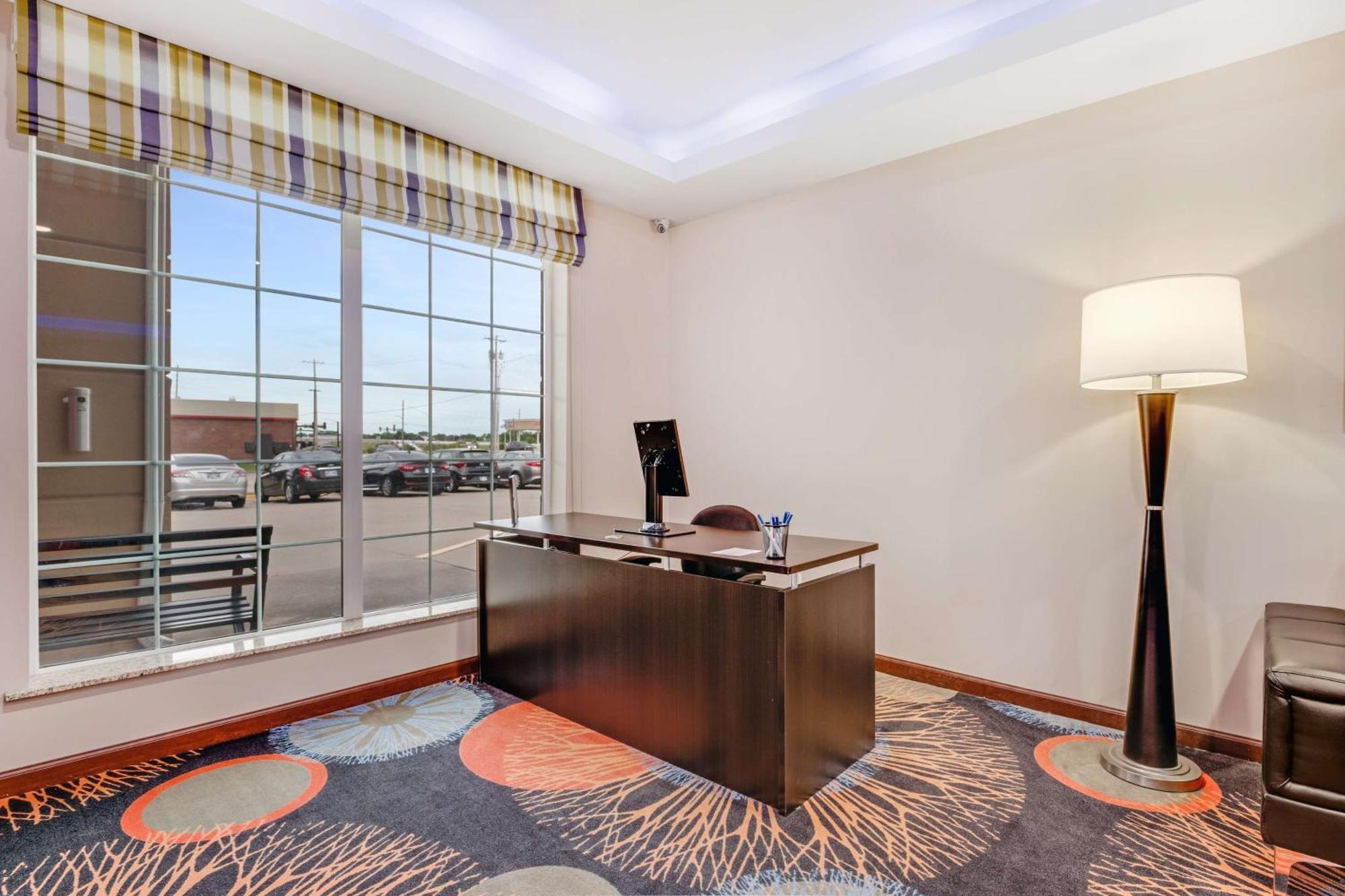 Surestay Plus Hotel By Best Western Owasso Tulsa North Exterior foto